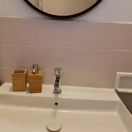 Climatise Avec Wi-fi Et Netflix - Fac, Gare & Centre A Pied Appartement